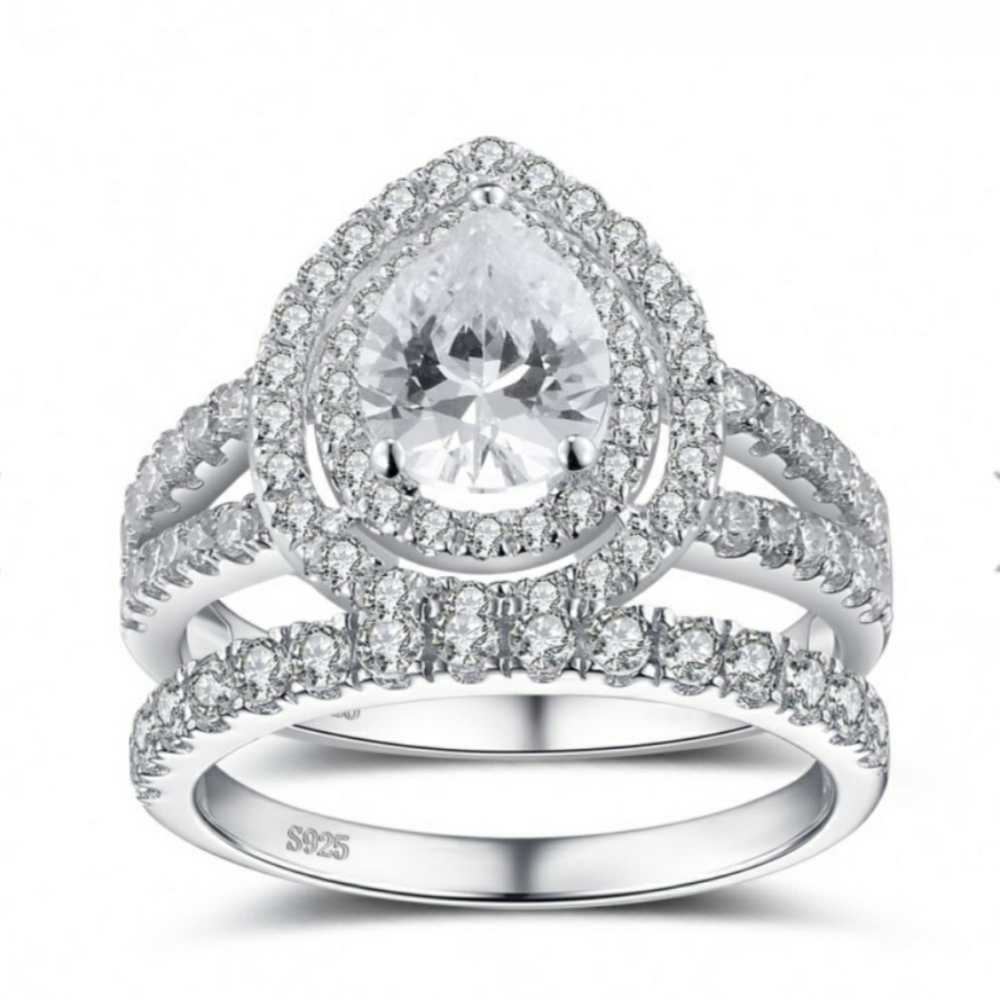 Lajerrio Pear cut 2.66ct White Sapphire bridal set
